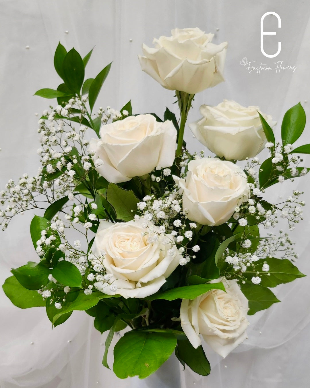 6 White Roses Vase