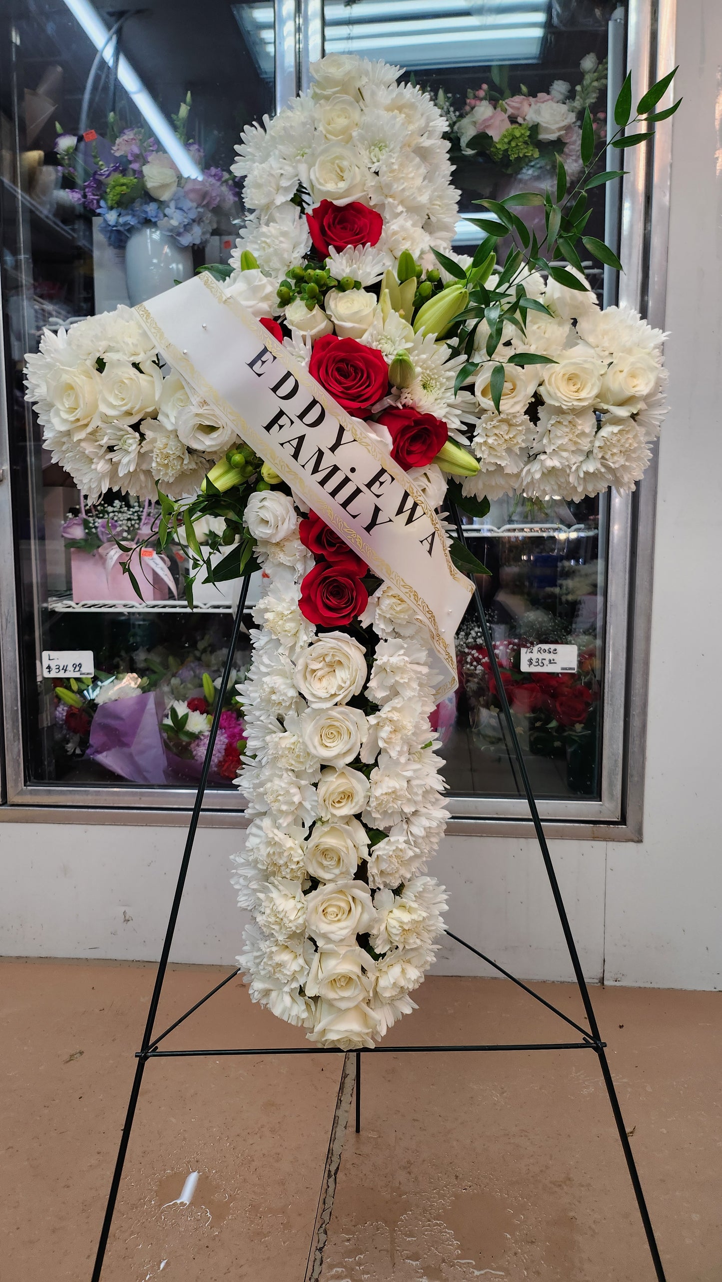 Cross Standing Spray image 1