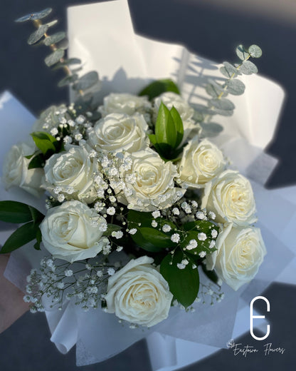 12(Dozen) White Rose Bouquet