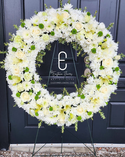 Round Wreath Standing Spray #4