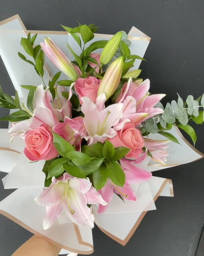 Pink Lily & Pink Roses