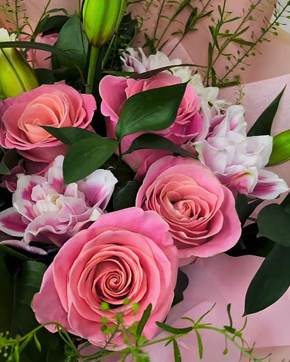 Pink Lily & Pink Roses