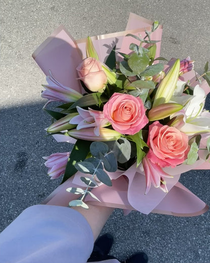 Pink Lily & Pink Roses